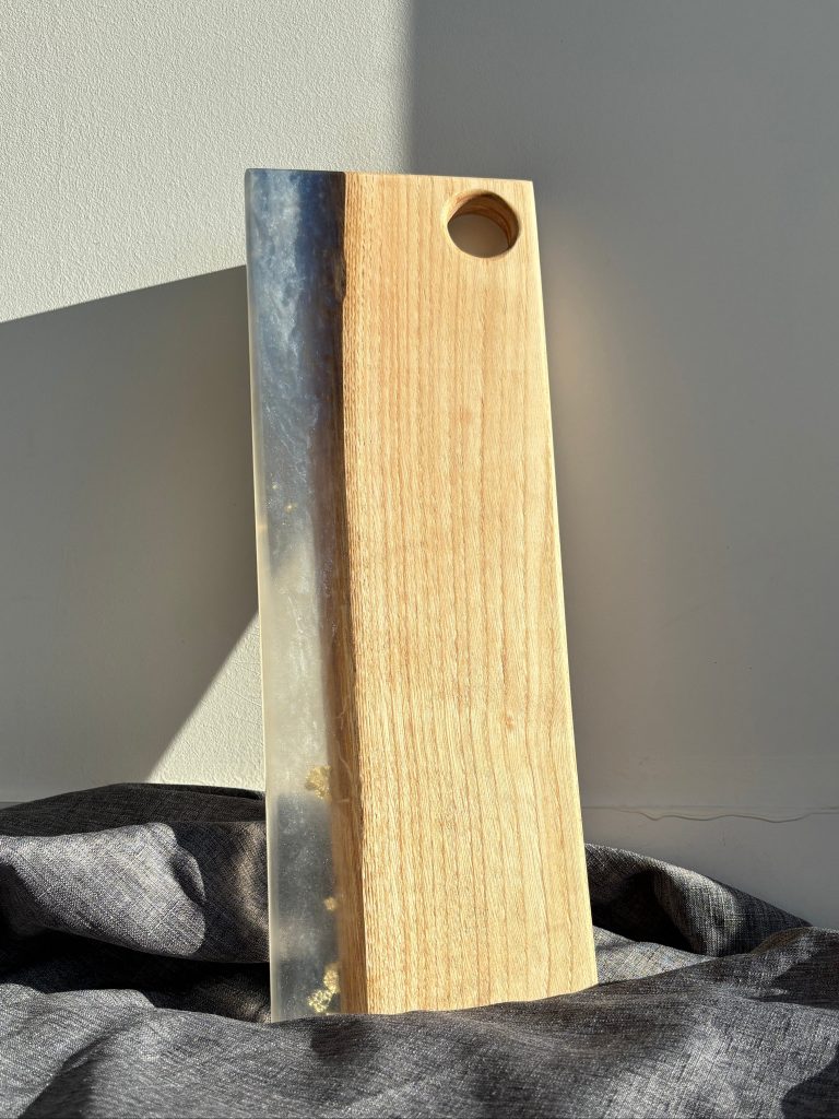 Planche - Douceur matinale – planche apéritif bois résine époxy