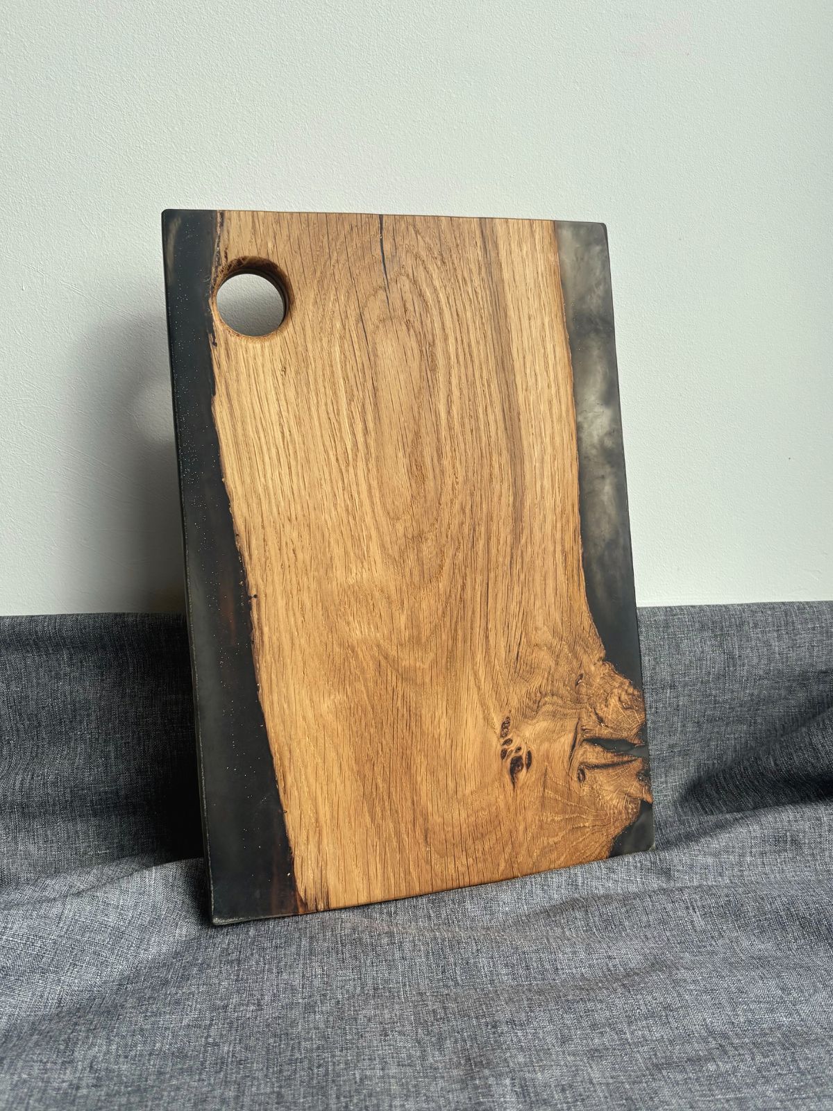 Planche - Fumée Noire – planche apéritif bois résine époxy